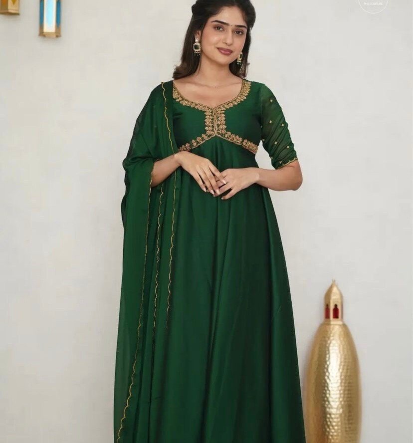 Hand embroidered green Anarkali/festive anarkali suit with dupatta/ green designer anarkali gown USA/green anarkali/Zardosi hand work dress