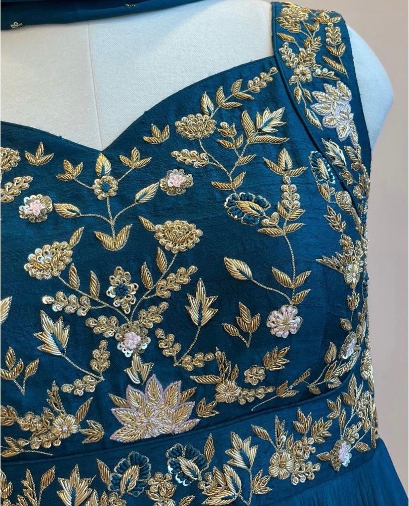 Blue Anarkali suit usa/hand embroidery anarkali kurta/royal blue anarkali dress/ sleeveless dress anarkali/Indian dresses/blue anarkali USA