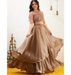 Women’s lehenga set/crop top lehenga/Heavy  crop top skirt USA/wedding lehenga USA /sequin lehenga skirt/peach lehenga/teens top n  lehenga