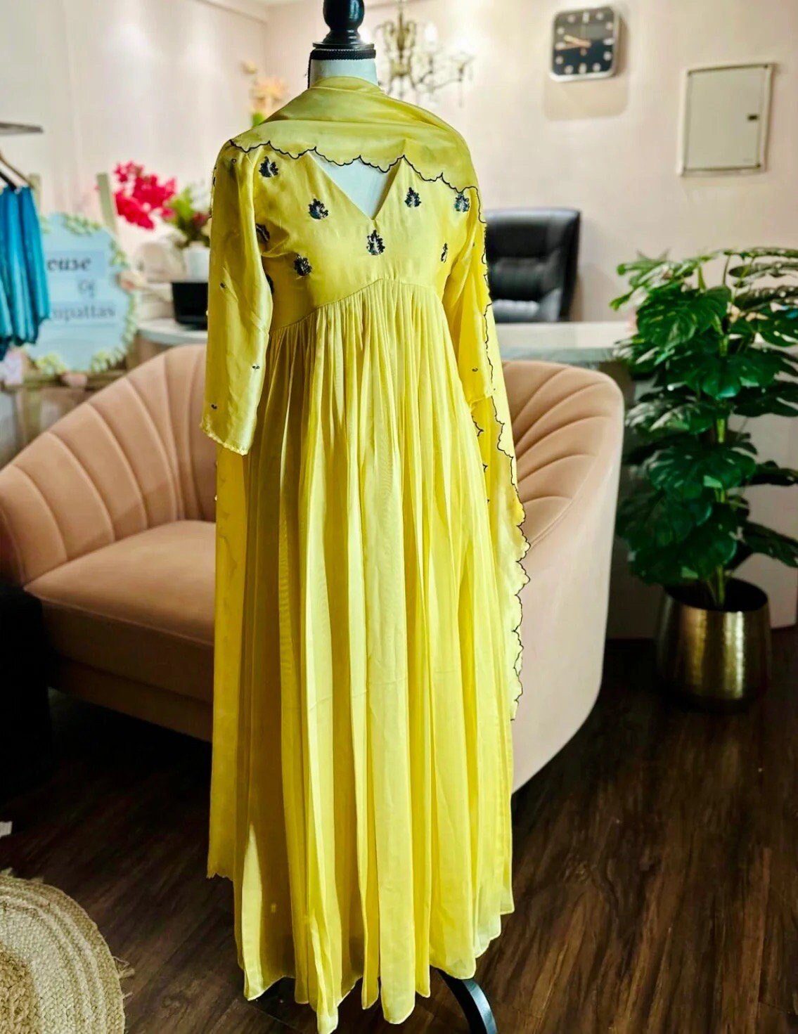 Hand embroidered Anarkali with scallop dupatta/yellow anarkali suit/georgette anarkali dupatta USA/ Indian dresses/anarkali dupatta set usa