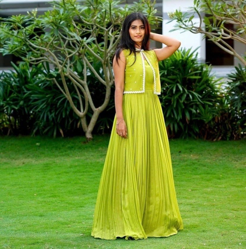 Green Anarkali suit usa/anarkali kurta full sleeve/ green full sleeve anarkali/full sleeve dress anarkali/Indian dresses/mehendi anarkali