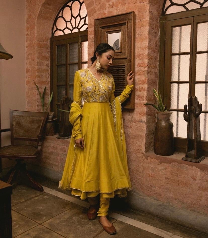 Anarkali usa/anarkali kurta with dupatta/yellow full sleeve dress/hand embroidery anarkali/yellow anarkali dress/anarkali with dupatta pant