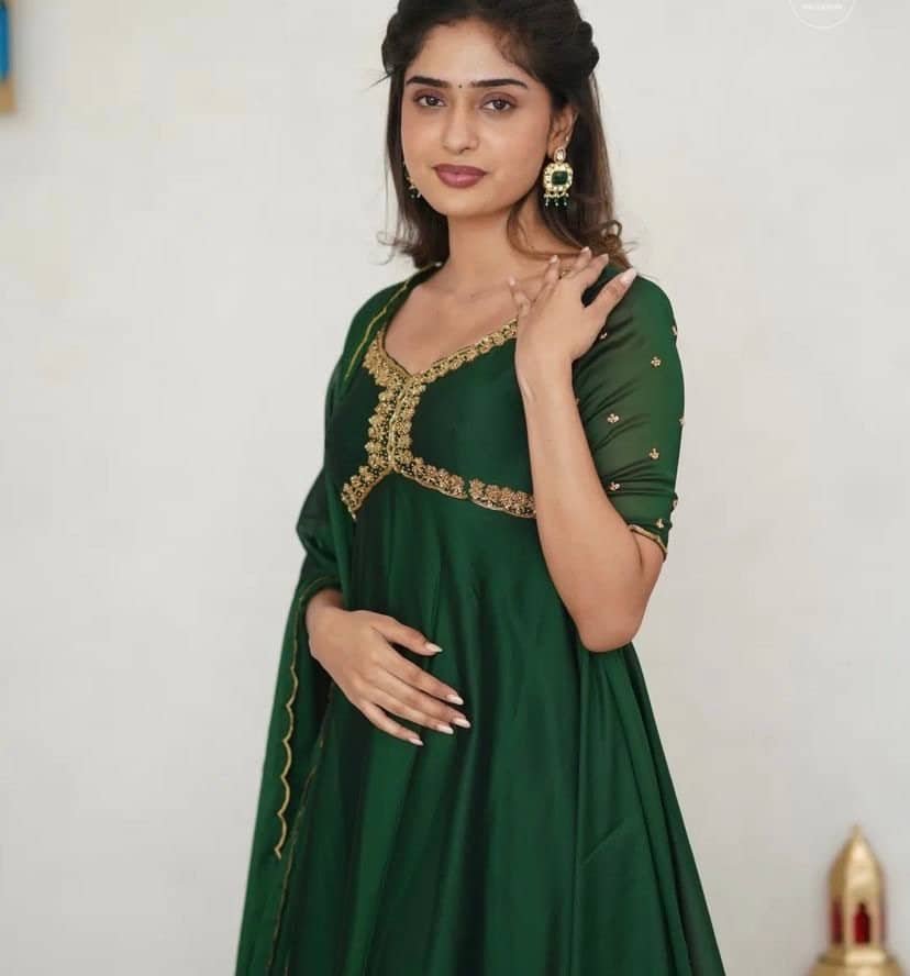 Hand embroidered green Anarkali/festive anarkali suit with dupatta/ green designer anarkali gown USA/green anarkali/Zardosi hand work dress