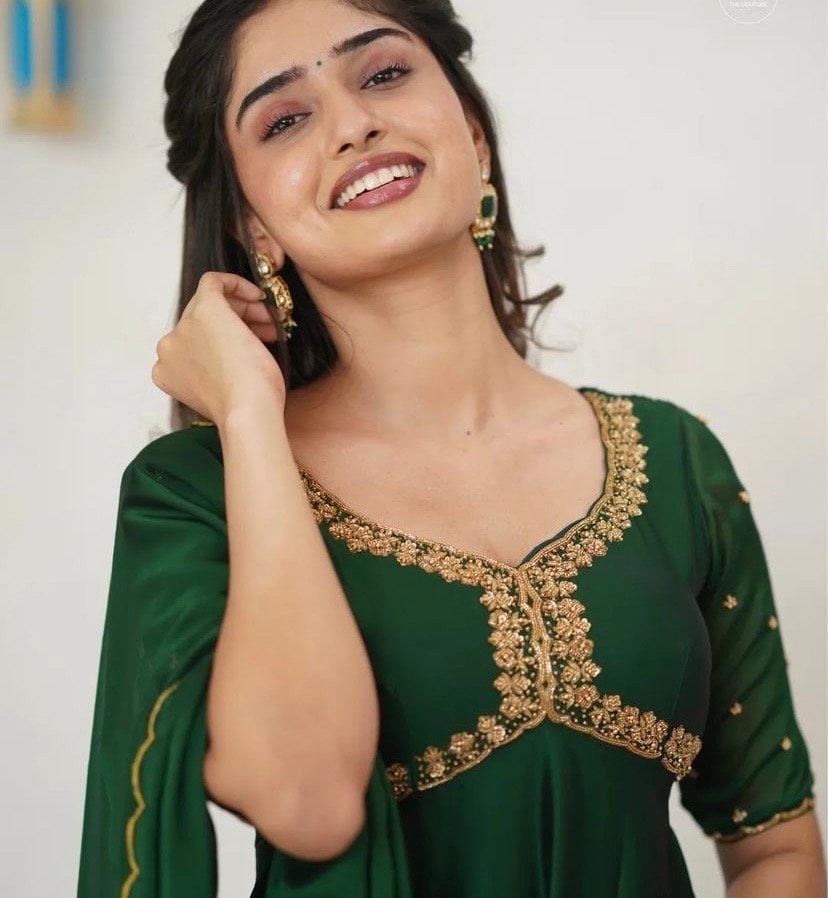 Hand embroidered green Anarkali/festive anarkali suit with dupatta/ green designer anarkali gown USA/green anarkali/Zardosi hand work dress