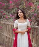 Hand embroidered Anarkali dress/cream anarkali suit set/white hand work anarkali with dupatta/white kurta/Anarkali with pants and dupatta
