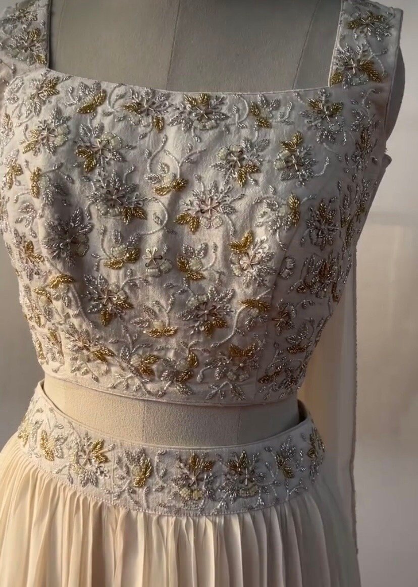 Women’s lehenga set/cream croptop lehenga/Indian crop top skirt USA/hand embroidered lehenga set dupatt/cream silk skirt/white lehenga choli