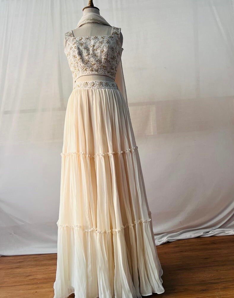 Women’s lehenga set/cream croptop lehenga/Indian crop top skirt USA/hand embroidered lehenga set dupatt/cream silk skirt/white lehenga choli