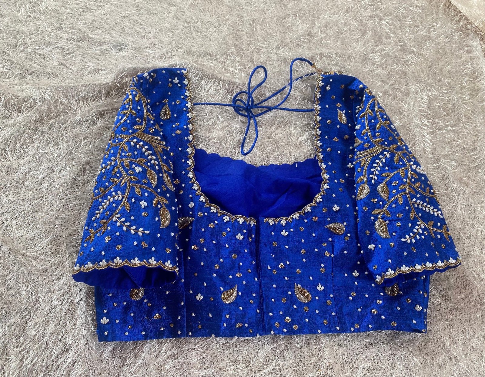 Blue silk saree with hand embroidered blouse/blue georgette saree with handwork blouse |blue silk saree/designer saree with maggam blouse us