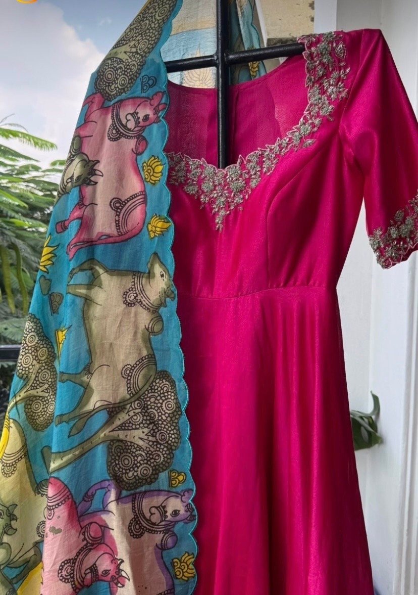 kalamkari anarkali dupatta/anarkali suit set/anarkali kurta dupatta/Indian dresses/anarkali dress with Kalamkari’s dupatta/kalamkari dress