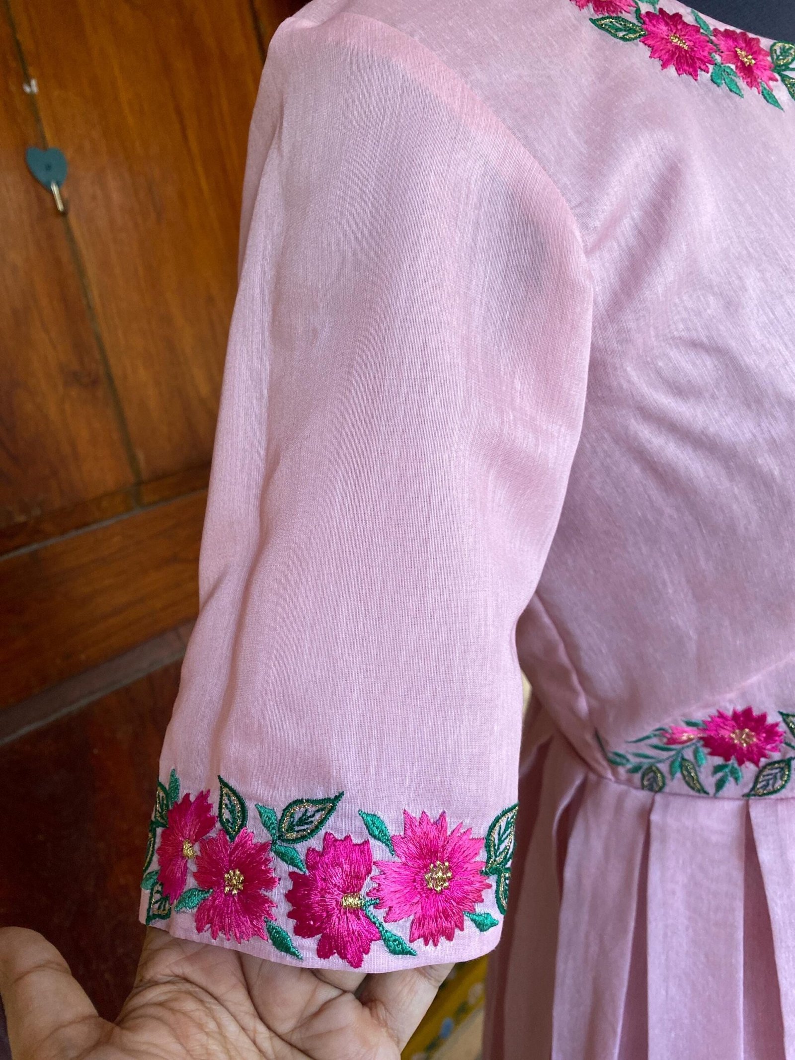 Pink Anarkali suit usa/floral embroidery anarkali kurta/pink elbow sleeve anarkali/elbow sleeve dress anarkali/Indian dresses/floral maxi dr