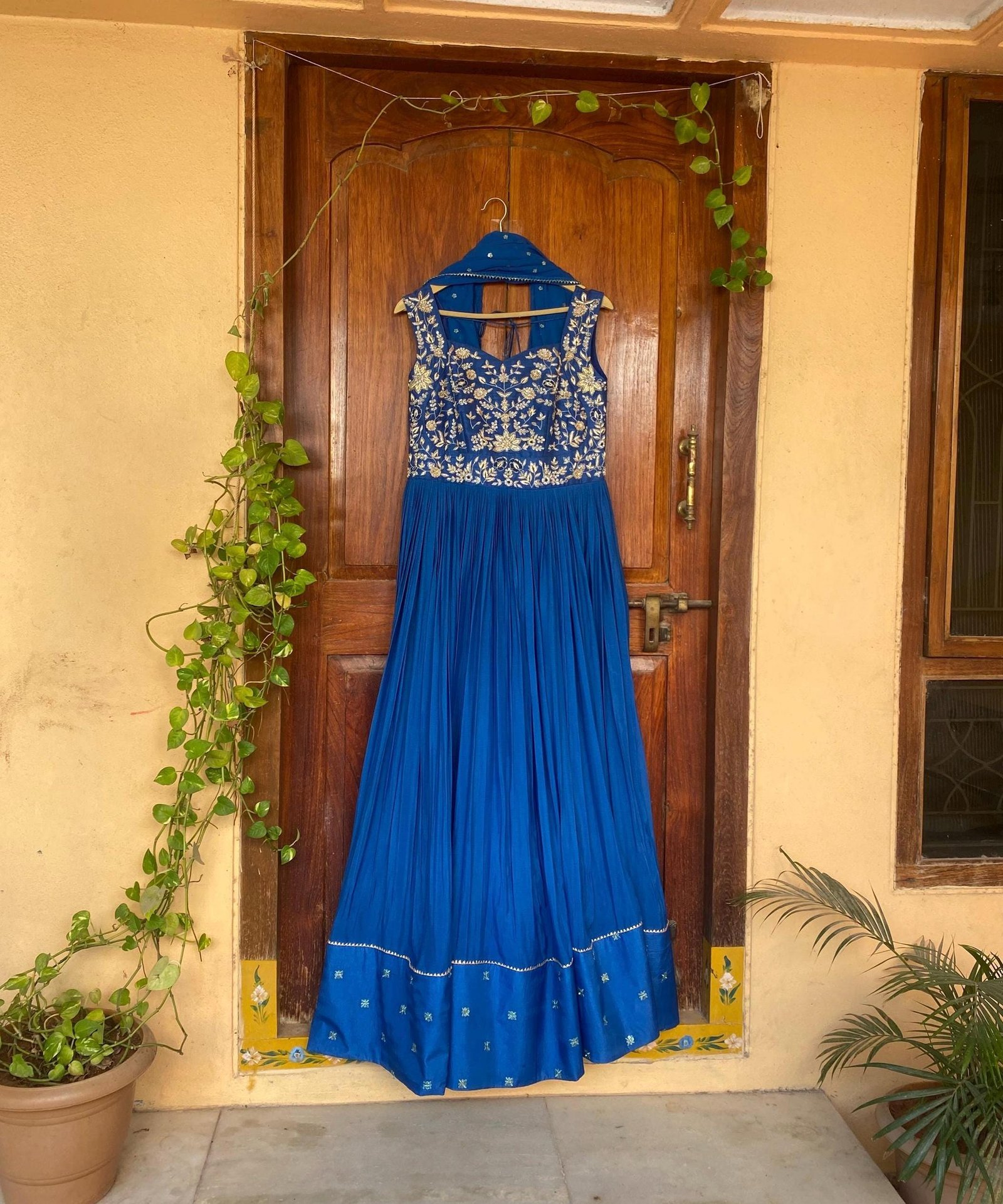 Blue Anarkali suit usa/hand embroidery anarkali kurta/royal blue anarkali dress/ sleeveless dress anarkali/Indian dresses/blue anarkali USA