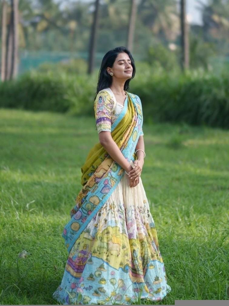 Women’s pure kalamkari lehenga set / crop top lehenga / Hand painted lehenga USA / wedding lehenga USA / kalamkarilehenga choli /voggish usa