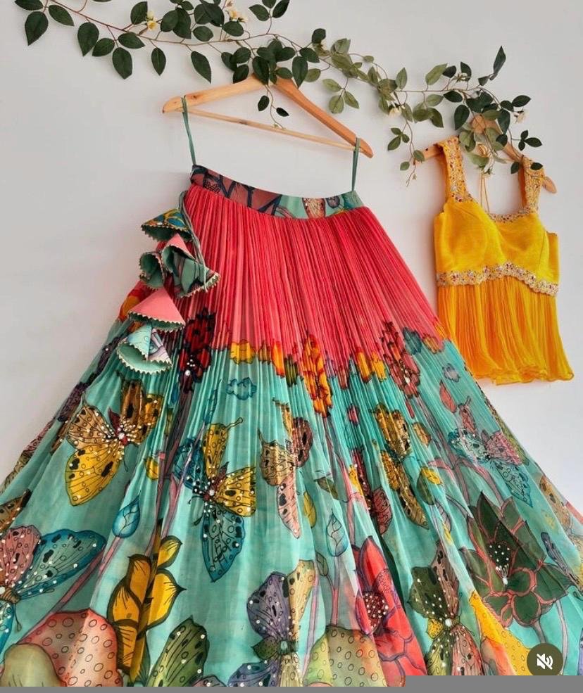 Women’s pure kalamkari lehenga set / crop top lehenga / Hand painted lehenga USA / wedding lehenga USA / kalamkarilehenga choli /voggish usa