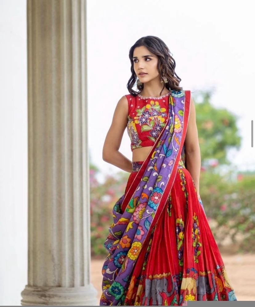 Women’s pure kalamkari lehenga set / crop top lehenga / Hand painted lehenga USA / wedding lehenga USA / kalamkarilehenga choli /voggish usa