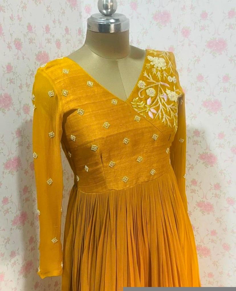 Hand embroidered Anarkali/muave anarkali dress/lavender anarkali suit set/yellow long gown USA/Indian dresses/pure silk haldi anarkali kurta