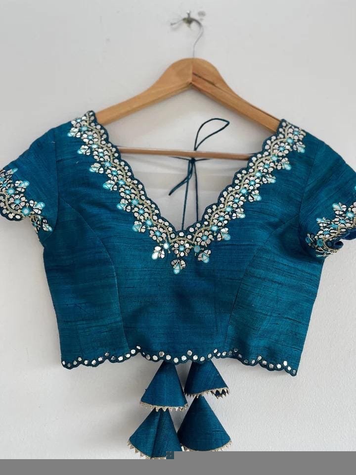 Women’s pure kalamkari lehenga set / crop top lehenga / Hand painted lehenga USA / wedding lehenga USA / kalamkarilehenga choli /voggish usa