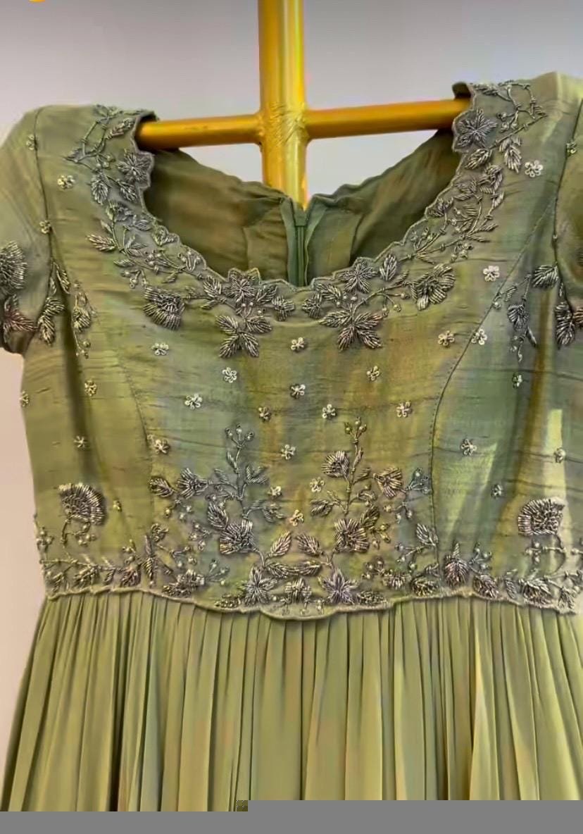 Green Anarkali suit usa/hand embroidery anarkali kurta/royal blue anarkali dress/sea green anarkali/Indian dresses/green layered anarkali US