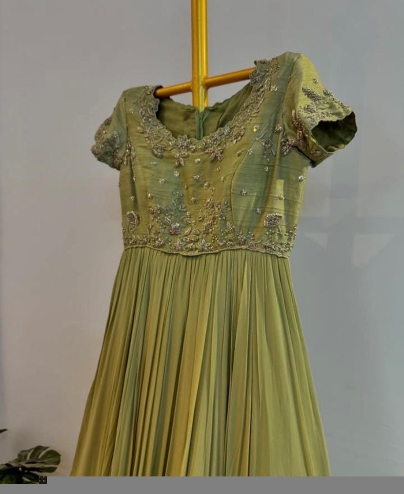 Green Anarkali suit usa/hand embroidery anarkali kurta/royal blue anarkali dress/sea green anarkali/Indian dresses/green layered anarkali US