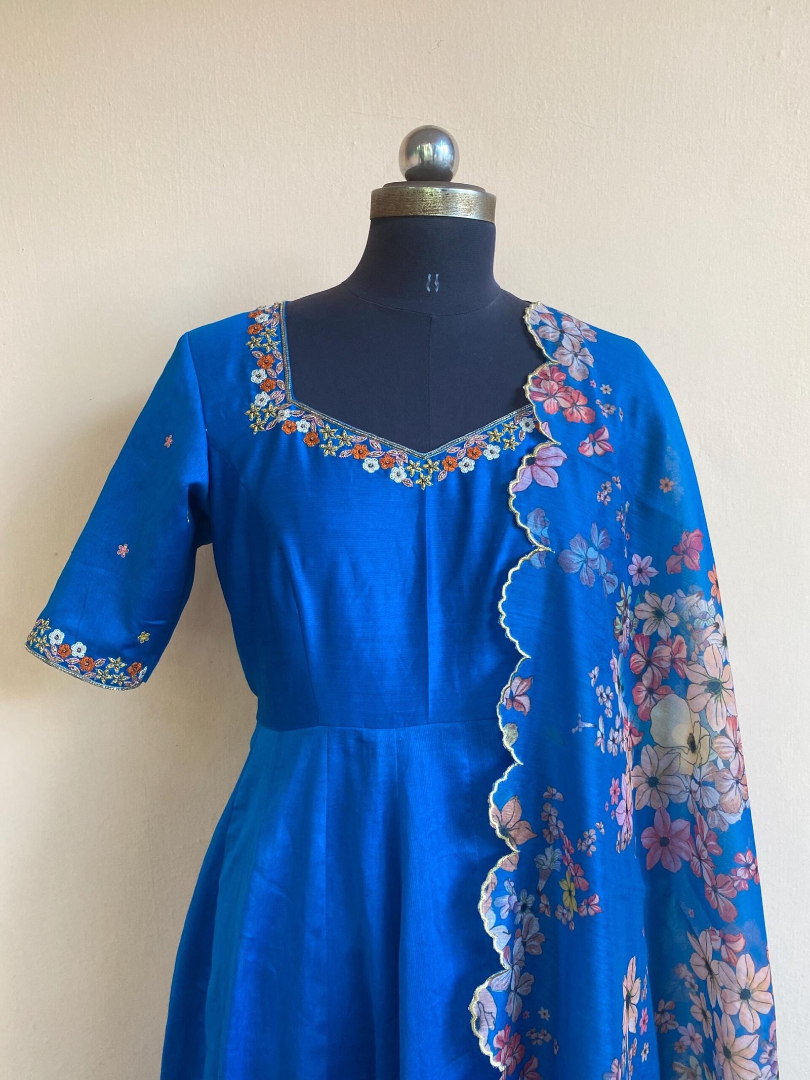 Anarkali with floral dupatta/blue anarkali suit set/anarkali dupatta USA/blue floral embroidery dupatta/ Indian dresses/blue floral anarkali
