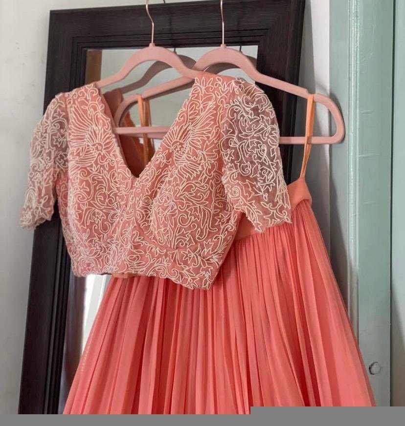 Women’s lehenga set/peach croptop lehenga/Indian crop top skirt USA/hand embroidered lehenga set dupatta/peach lehenga choli with dupatta us