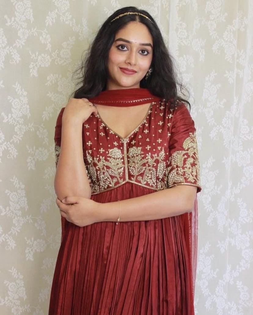 Hand embroidered Anarkali dupatta/anarkali suit set/brown anarkali with dupatta/maroon red kurta with dupatta/burgundy red anarkali dress