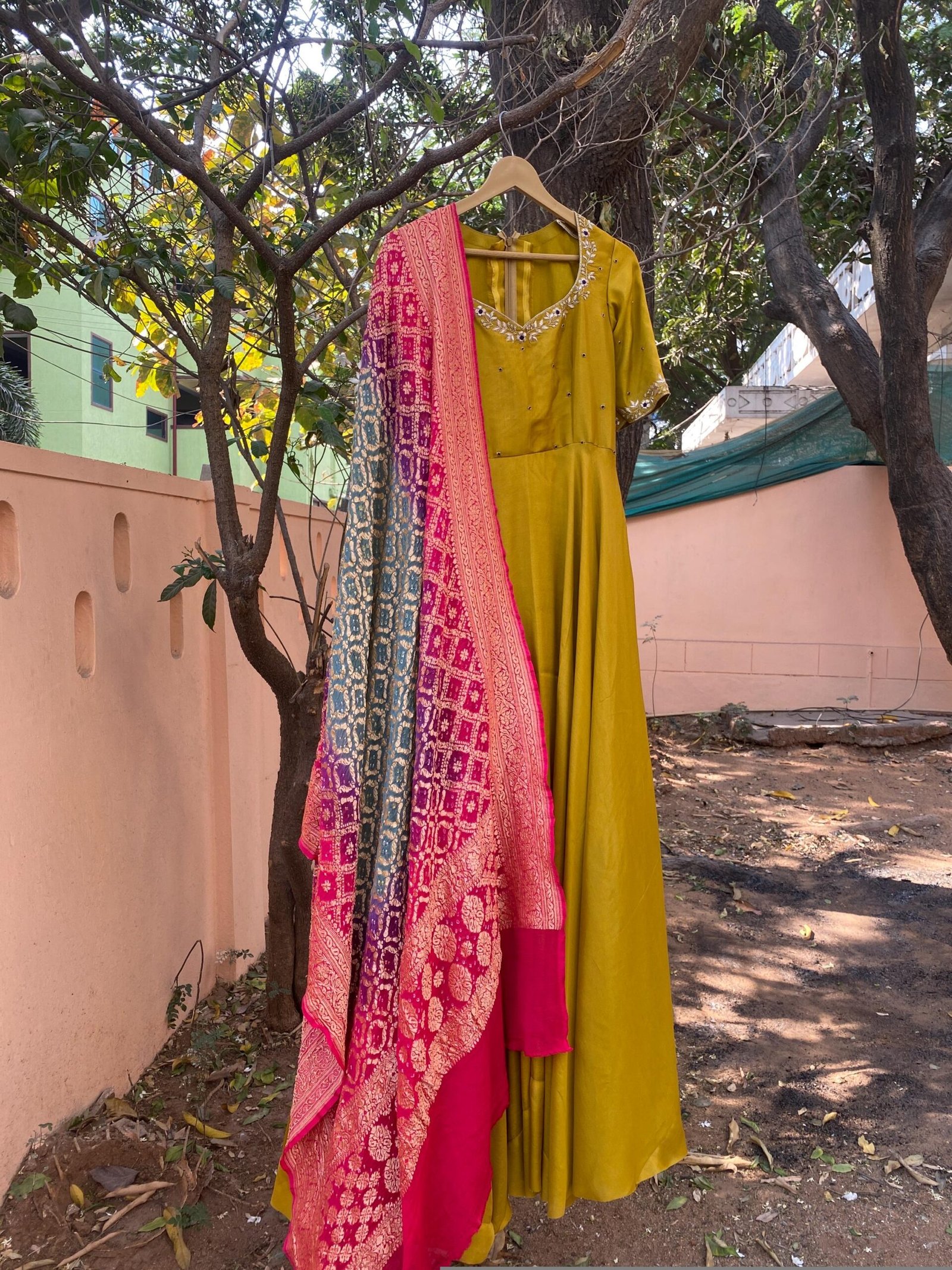 Hand embroidered Anarkali with pure banarasi handloom dupatta/yellow anarkali suit set/anarkali dupatta/Indian dresses/pink banarasi dupatt