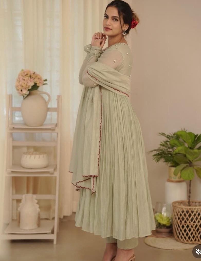 Hand Embroidered Anarkali Kurta Set: Olive Green Chanderi Silk Dupatta