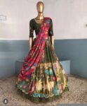 Women’s pure kalamkari lehenga set/crop top lehenga/green Hand painted lehenga USA/wedding lehenga USA/kalamkari lehenga set/mehendi outfit