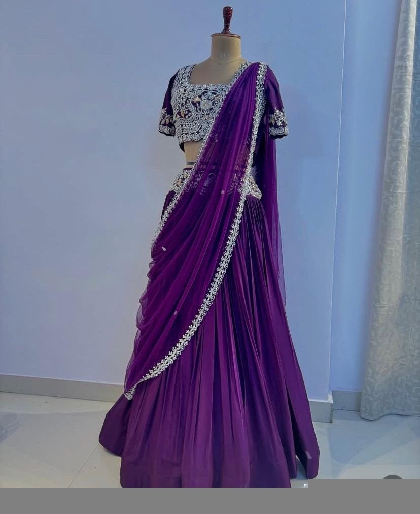Women’s lehenga Set/purplehalf saree lehenga/Indian crop top skirt USA/hand embroidered lehenga choli USA /purple lehenga skirt with dupatta