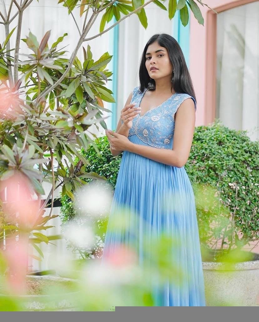 Blue Anarkali suit usa/light blue anarkali kurta/ sleeveless anarkali/blue hand embroidered dress/Wedding outfit/blue kurta hand woranarkali