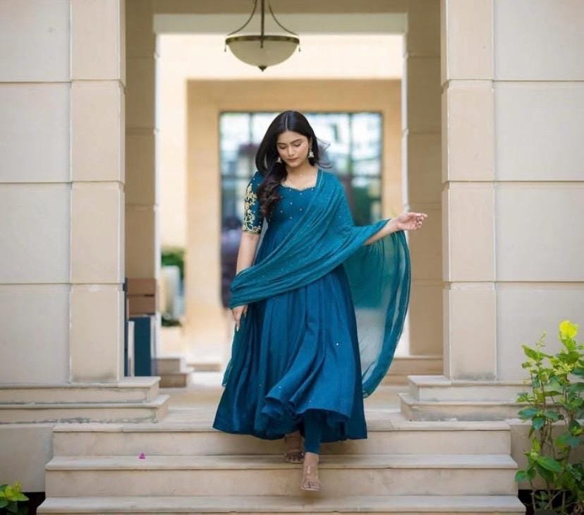 Hand embroidered Anarkali with dupatta/straight kurta suit set/blue kurta with dupatta USA/Indian dresses/blue kurta set with pant dupatta