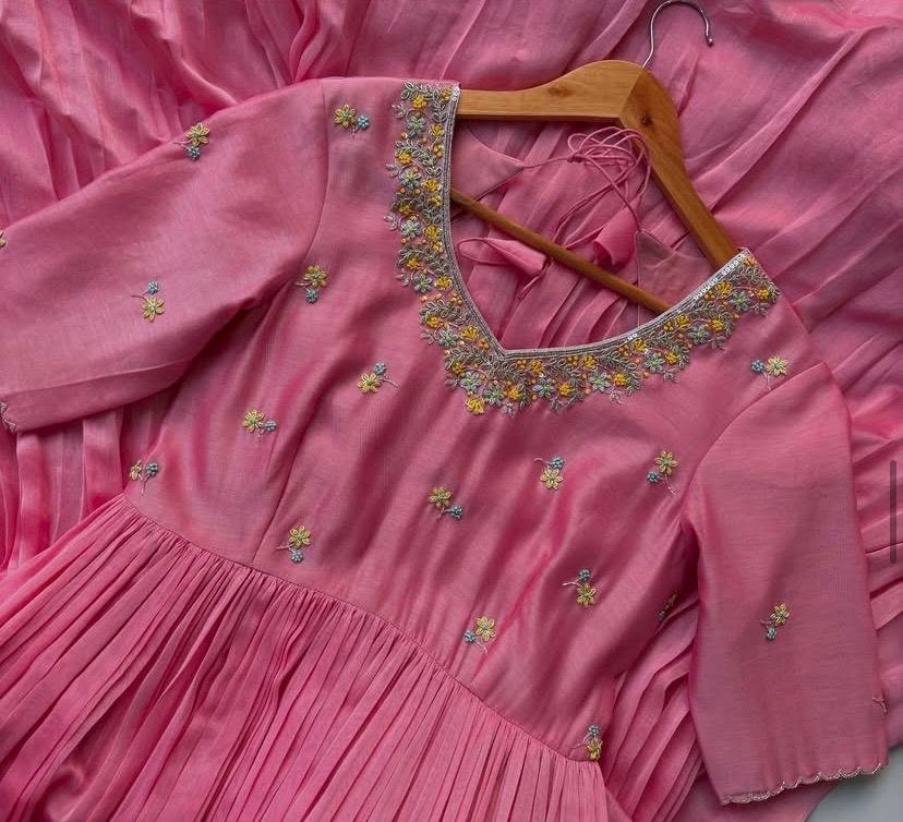 Anarkali suit usa/pink anarkali kurta elbow sleeve/pink heavy anarkali/light pink anarkali/heavy hand embroidered anarkali with dupatta us