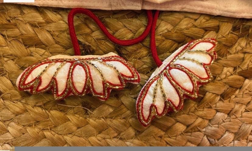 Cream Silk Saree Blouse: Hand Embroidered Zardosi Maggam, Elbow Sleeve