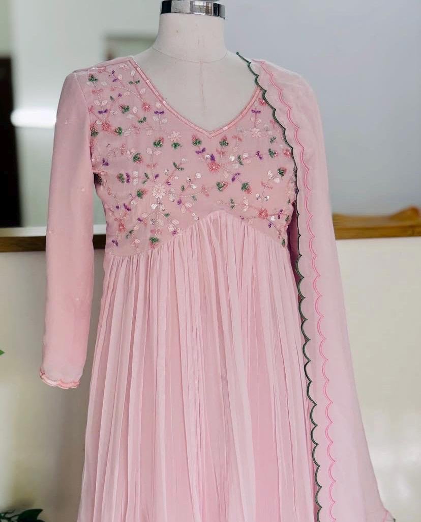 Anarkali suit usa/pink anarkali kurta elbow sleeve/pink heavy anarkali/light pink anarkali/heavy hand embroidered anarkali with dupatta usa