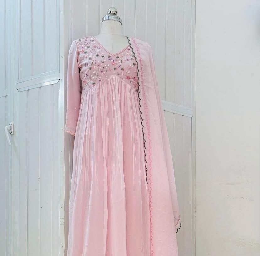 Anarkali suit usa/pink anarkali kurta elbow sleeve/pink heavy anarkali/light pink anarkali/heavy hand embroidered anarkali with dupatta usa