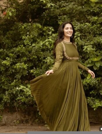 Green Anarkali suit anarkali kurta full sleeve/ green full sleeve anarkali/full sleeve dress anarkali/Indian dresses/mehendi  anarkali