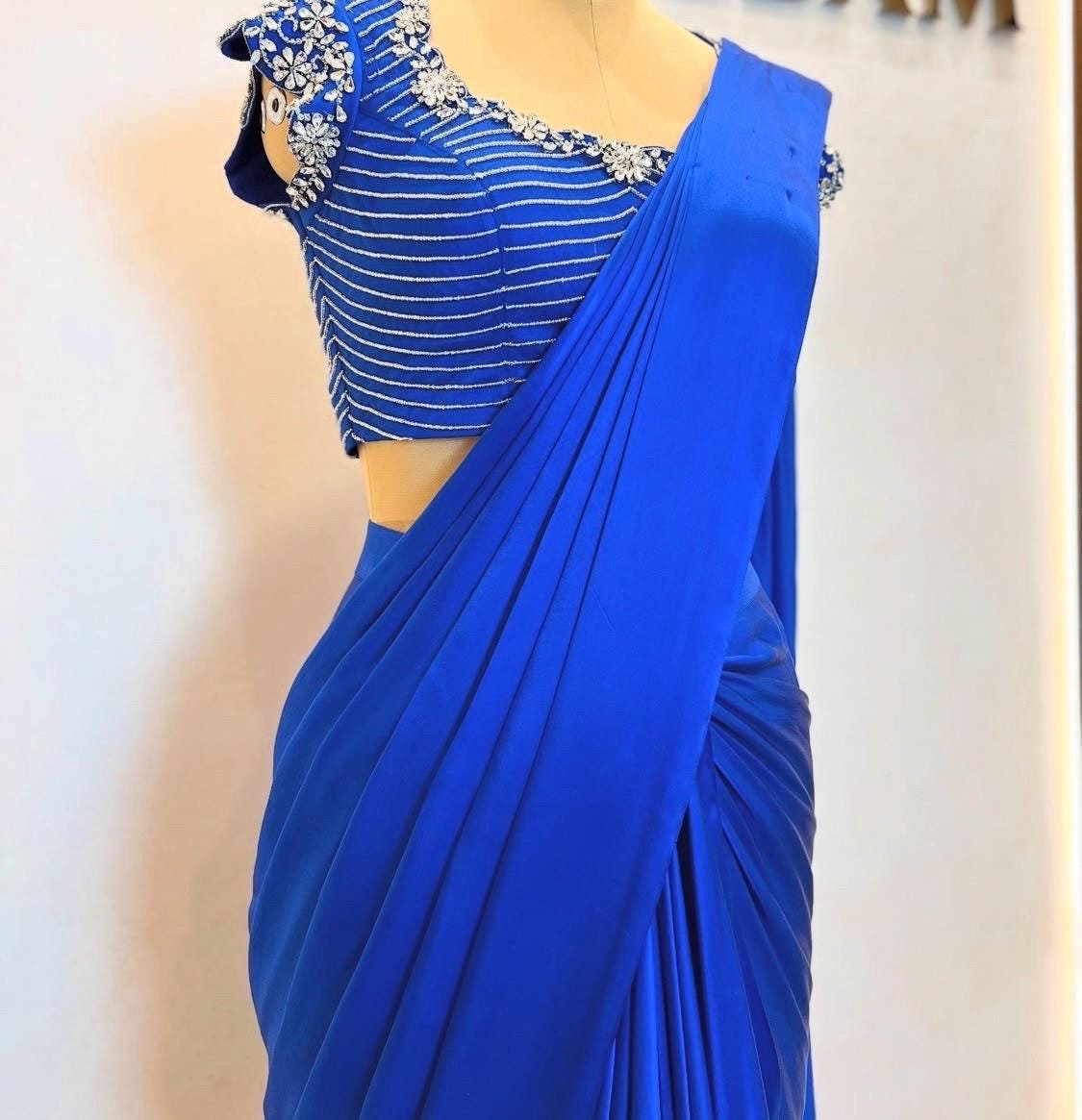 Blue silk saree with hand embroidered blouse/blue georgette saree with handwork blouse |cocktail saree/designer saree with maggam blouse us