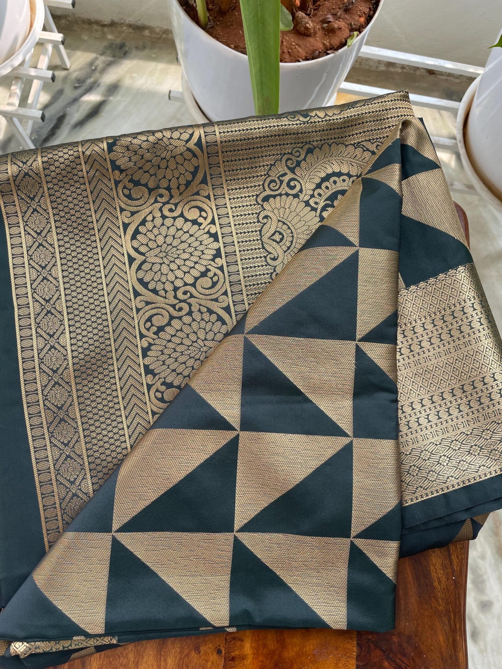 Traditional border silk saree with stitched blouse|traditional saree with readymade blouse/silk sarees USA/semi silk saree/black silk saree