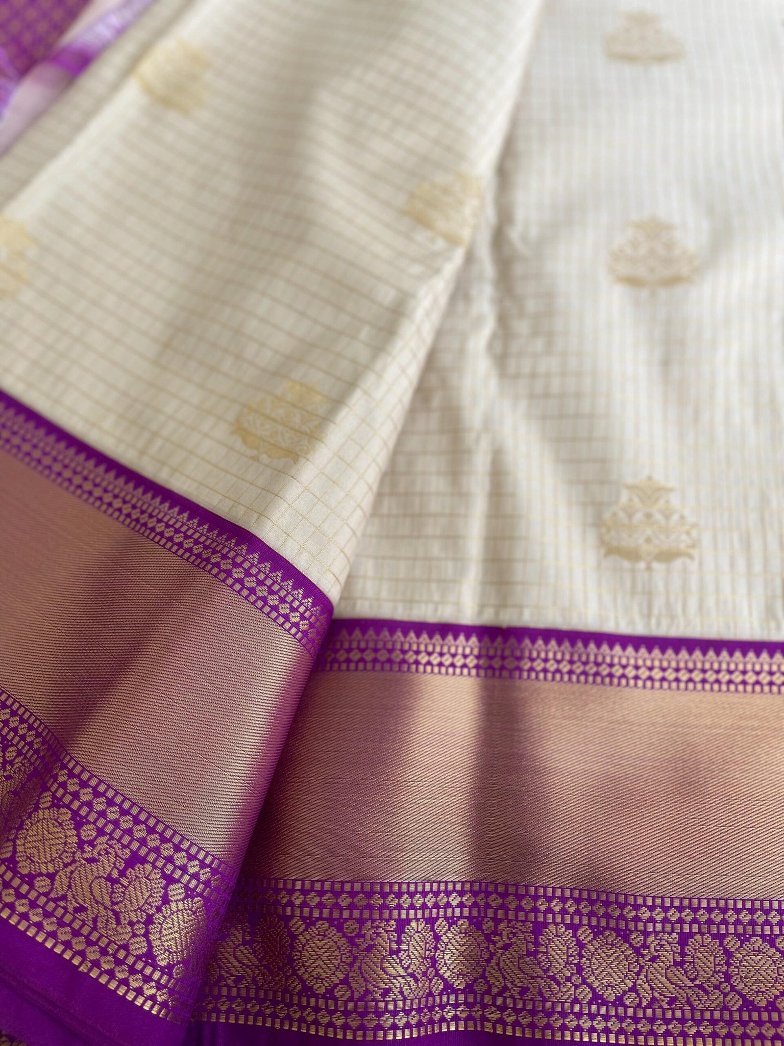 Traditional border silk saree with stitched blouse|traditional saree with readymade blouse/silk sarees USA/semi silk saree/cream purpl saree