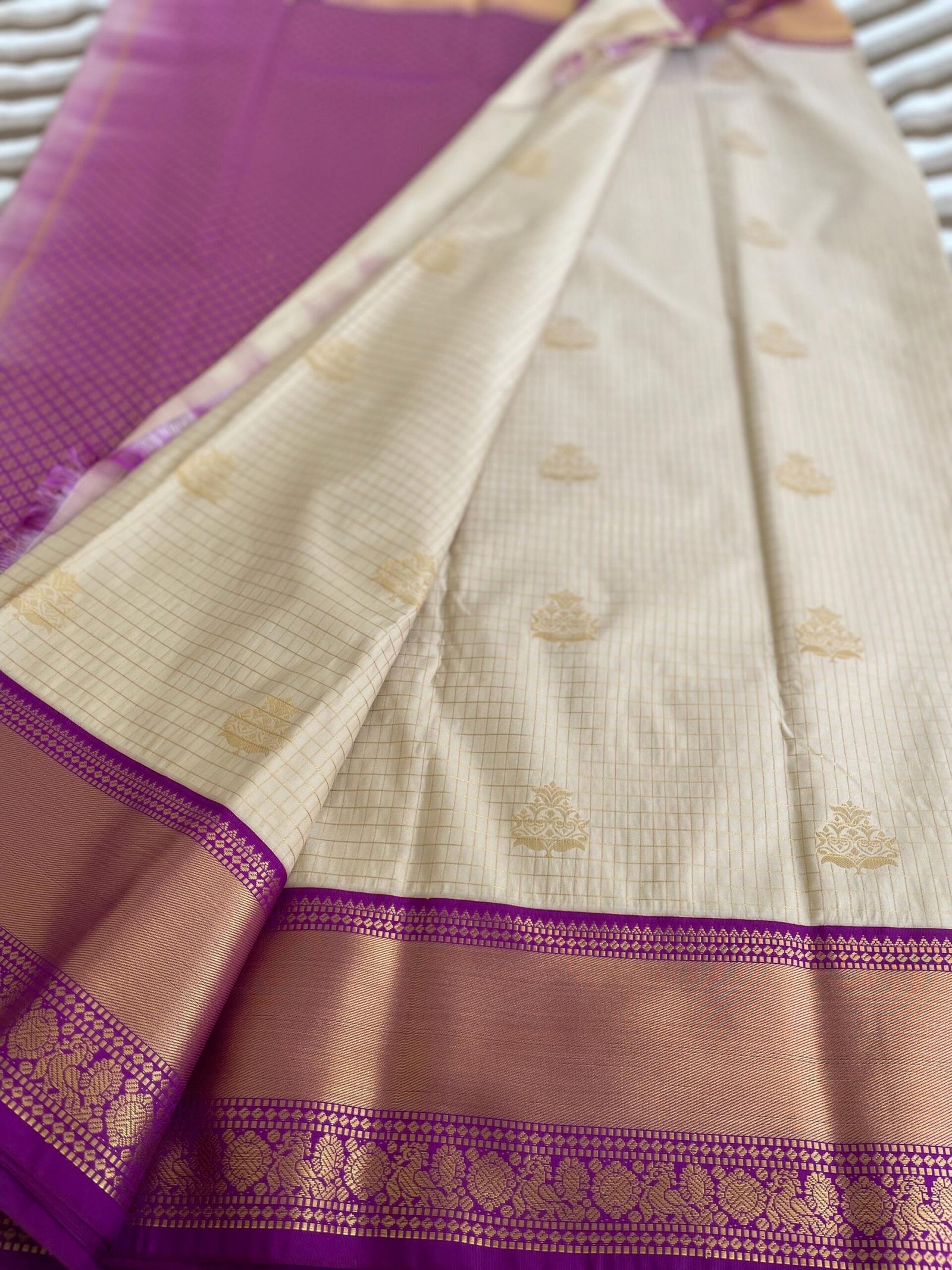 Traditional border silk saree with stitched blouse|traditional saree with readymade blouse/silk sarees USA/semi silk saree/cream purpl saree