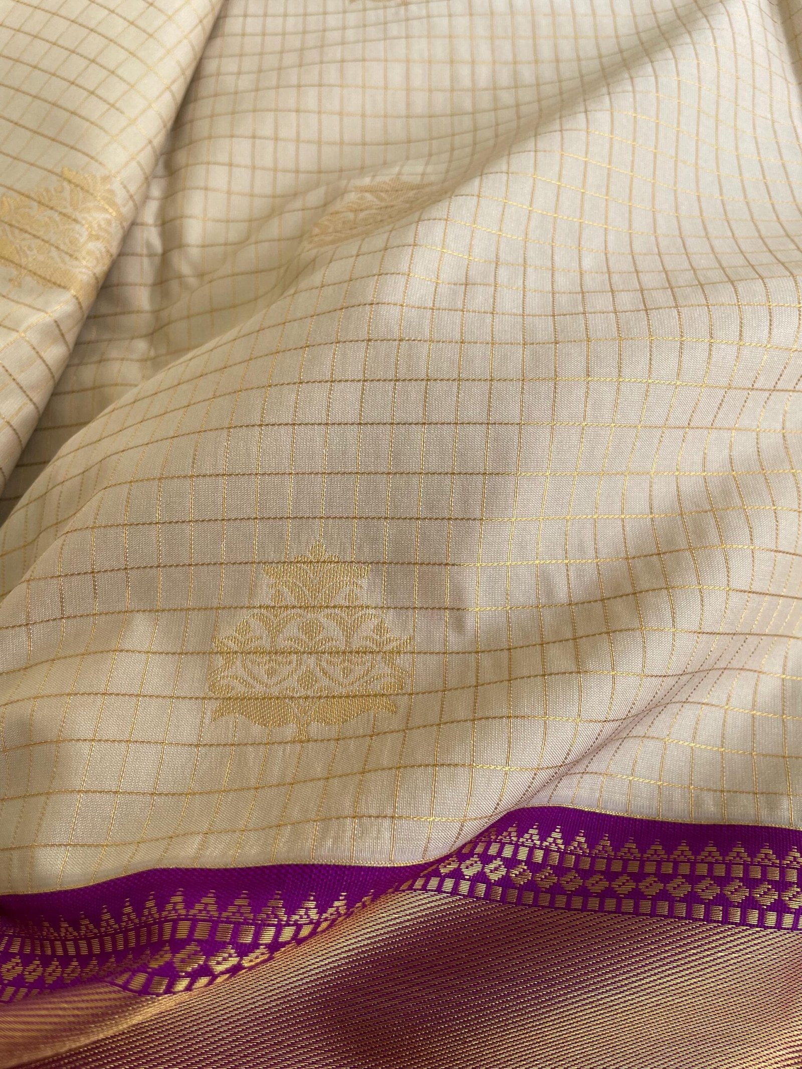 Traditional border silk saree with stitched blouse|traditional saree with readymade blouse/silk sarees USA/semi silk saree/cream purpl saree