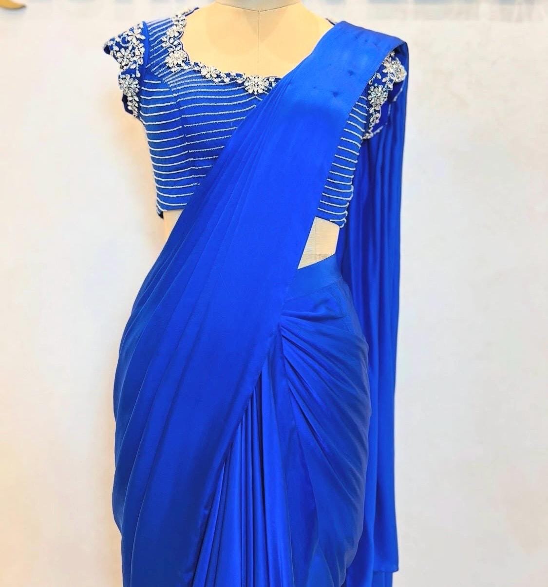 Blue silk saree with hand embroidered blouse/blue georgette saree with handwork blouse |cocktail saree/designer saree with maggam blouse us