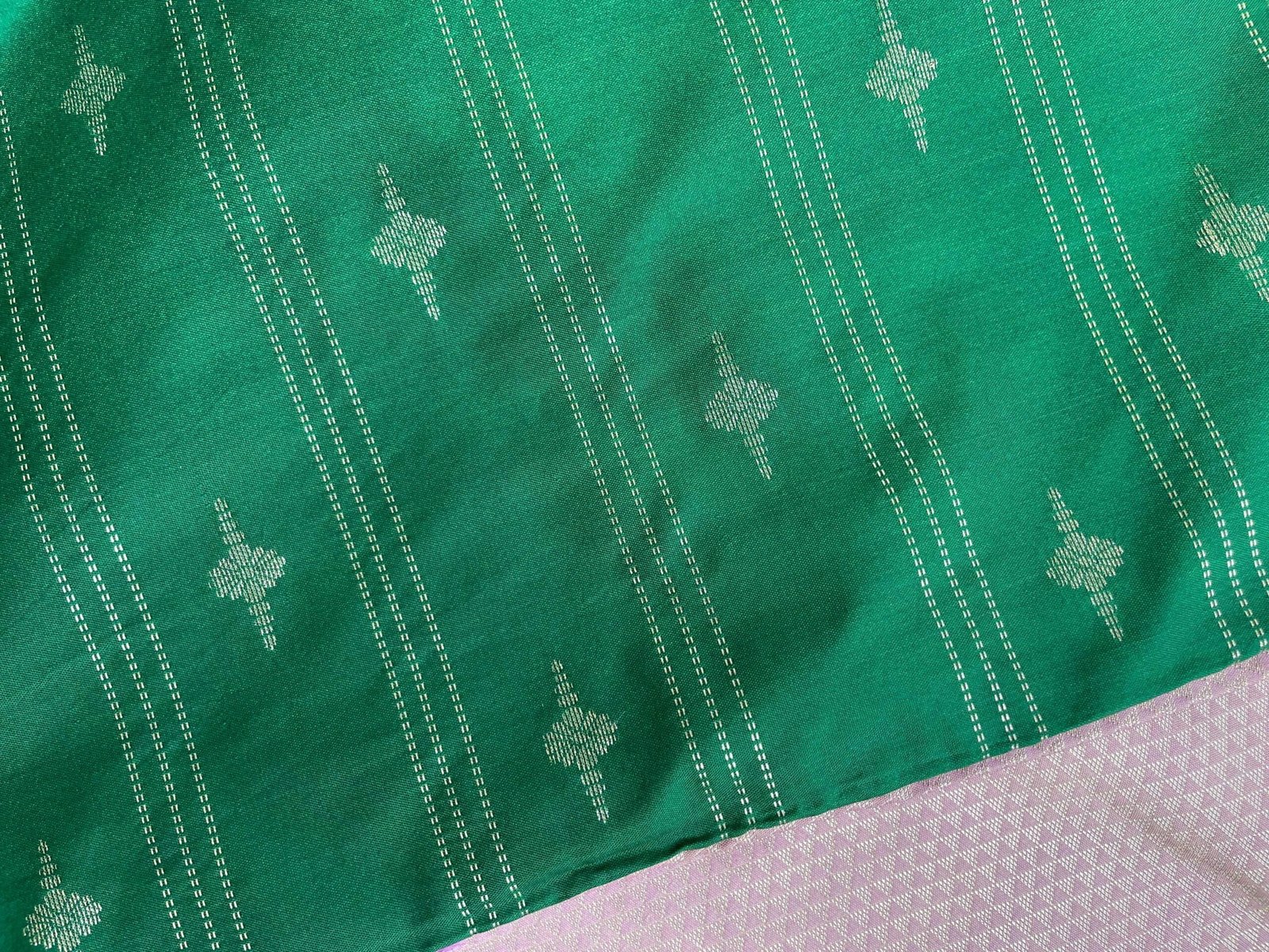 Traditional border silk saree with stitched blouse|traditional saree with readymade blouse/silk sarees USA/pink semi silk saree/green saree