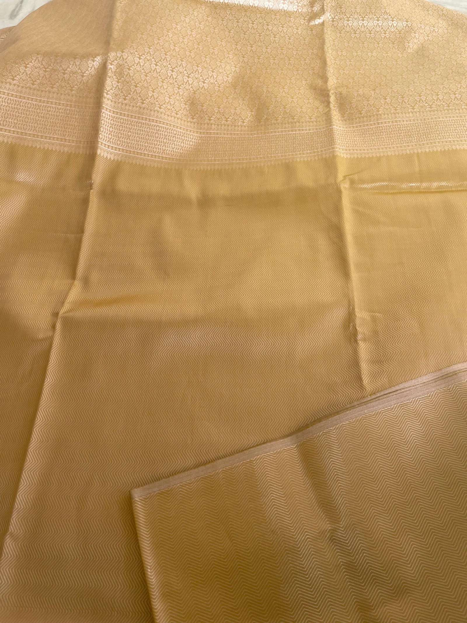 Traditional border silk saree with stitched blouse|traditional saree with readymade blouse/silk sarees USA/semi silk saree/golden silk saree
