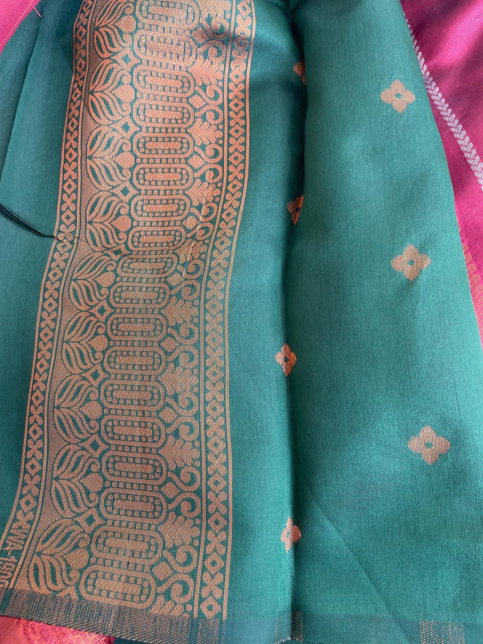 Traditional border silk saree with stitched blouse|traditional saree with readymade blouse/silk sarees USA/semi silk saree/maroon silk saree