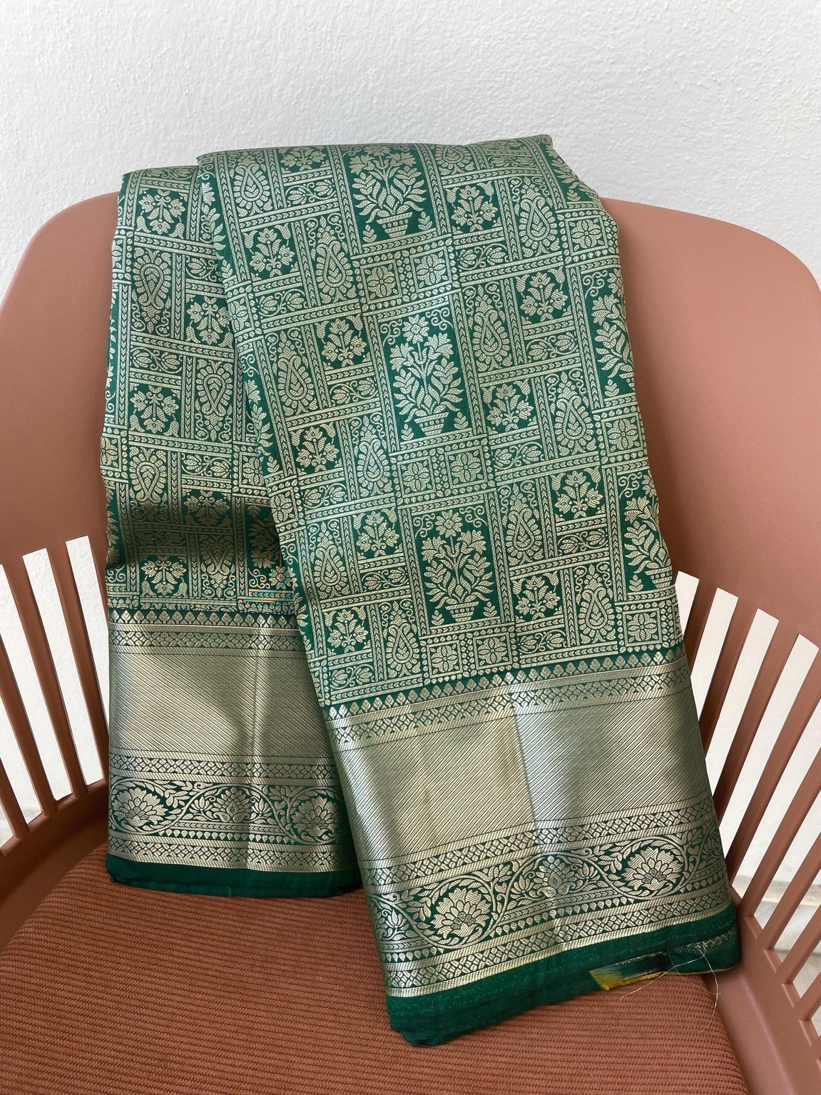 Traditional border silk saree with stitched blouse|traditional saree with readymade blouse/silk sarees USA/semi silk saree/green silk saree