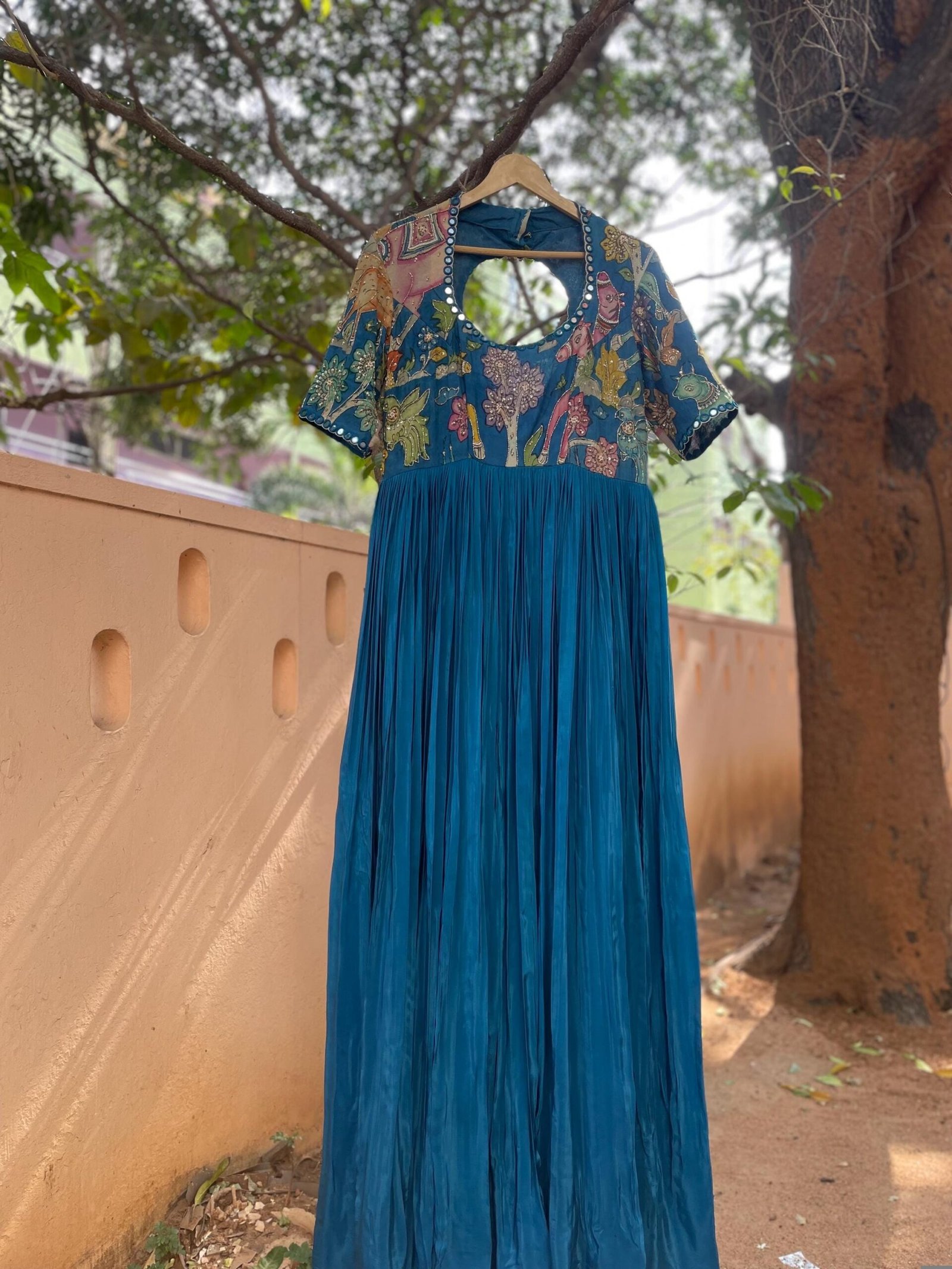 Hand-Painted Kalamkari Anarkali Dress with Dupatta:blue Silk Embroidered Gown,blue hand painted Kalamkari gown,Anarkali dress Kalamkari usa