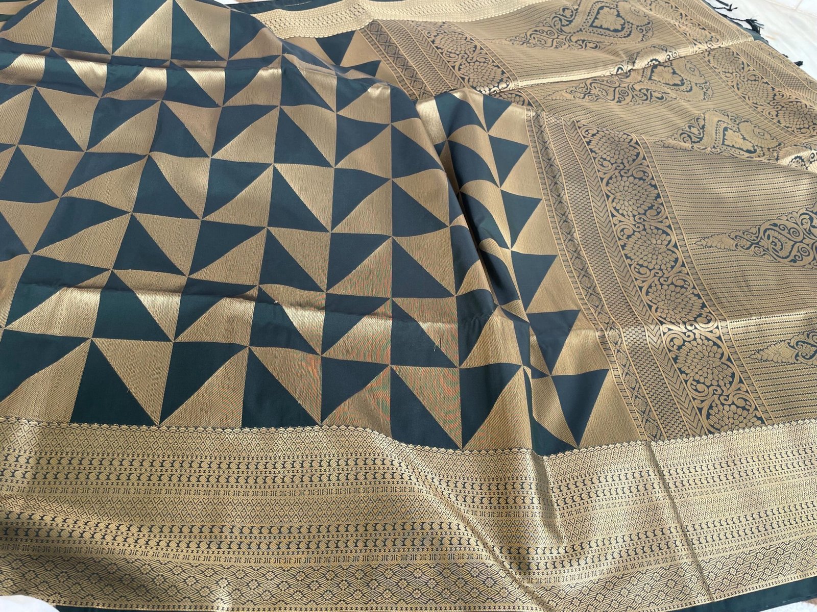 Traditional border silk saree with stitched blouse|traditional saree with readymade blouse/silk sarees USA/semi silk saree/black silk saree