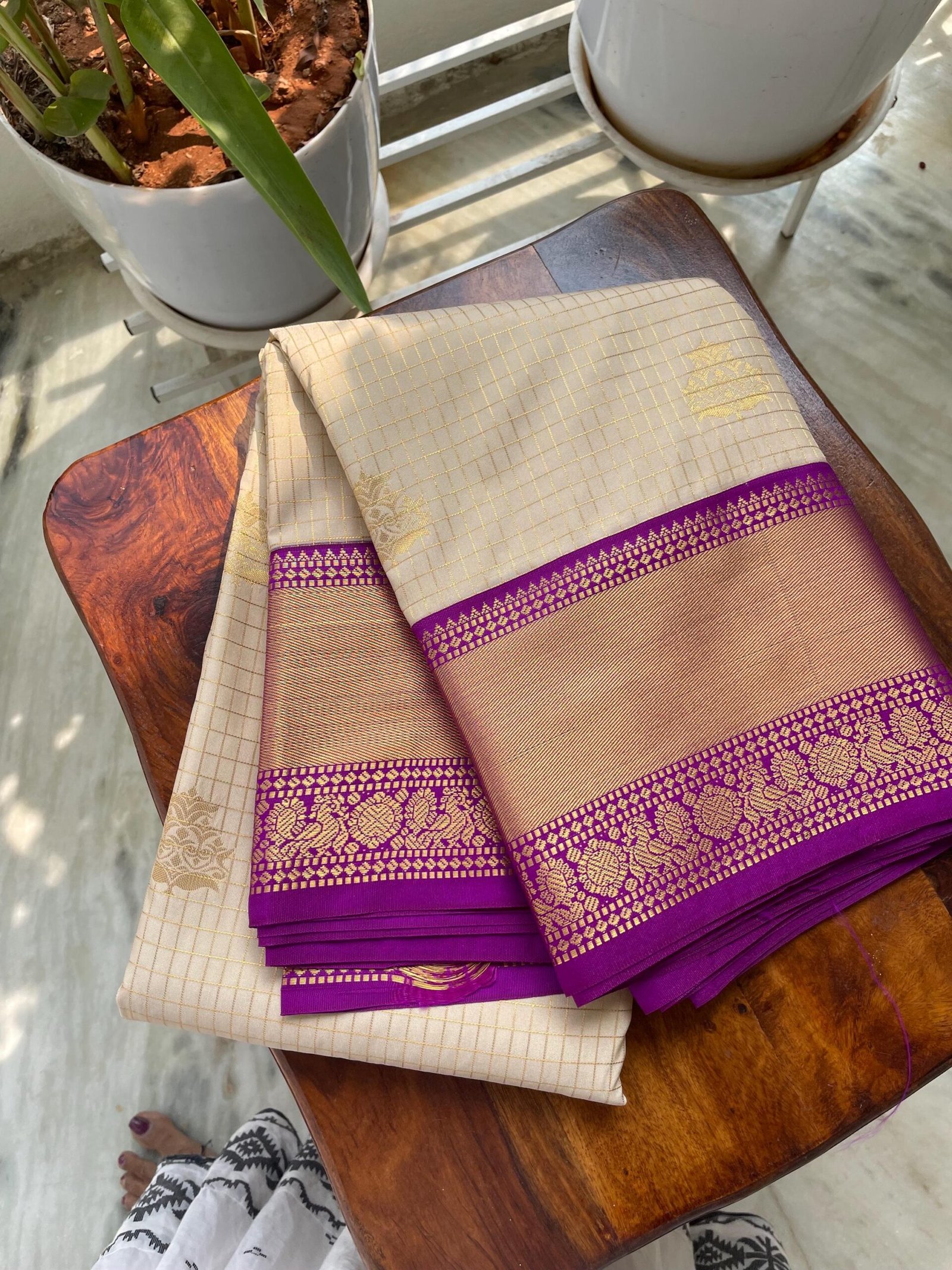 Traditional border silk saree with stitched blouse|traditional saree with readymade blouse/silk sarees USA/semi silk saree/cream purpl saree