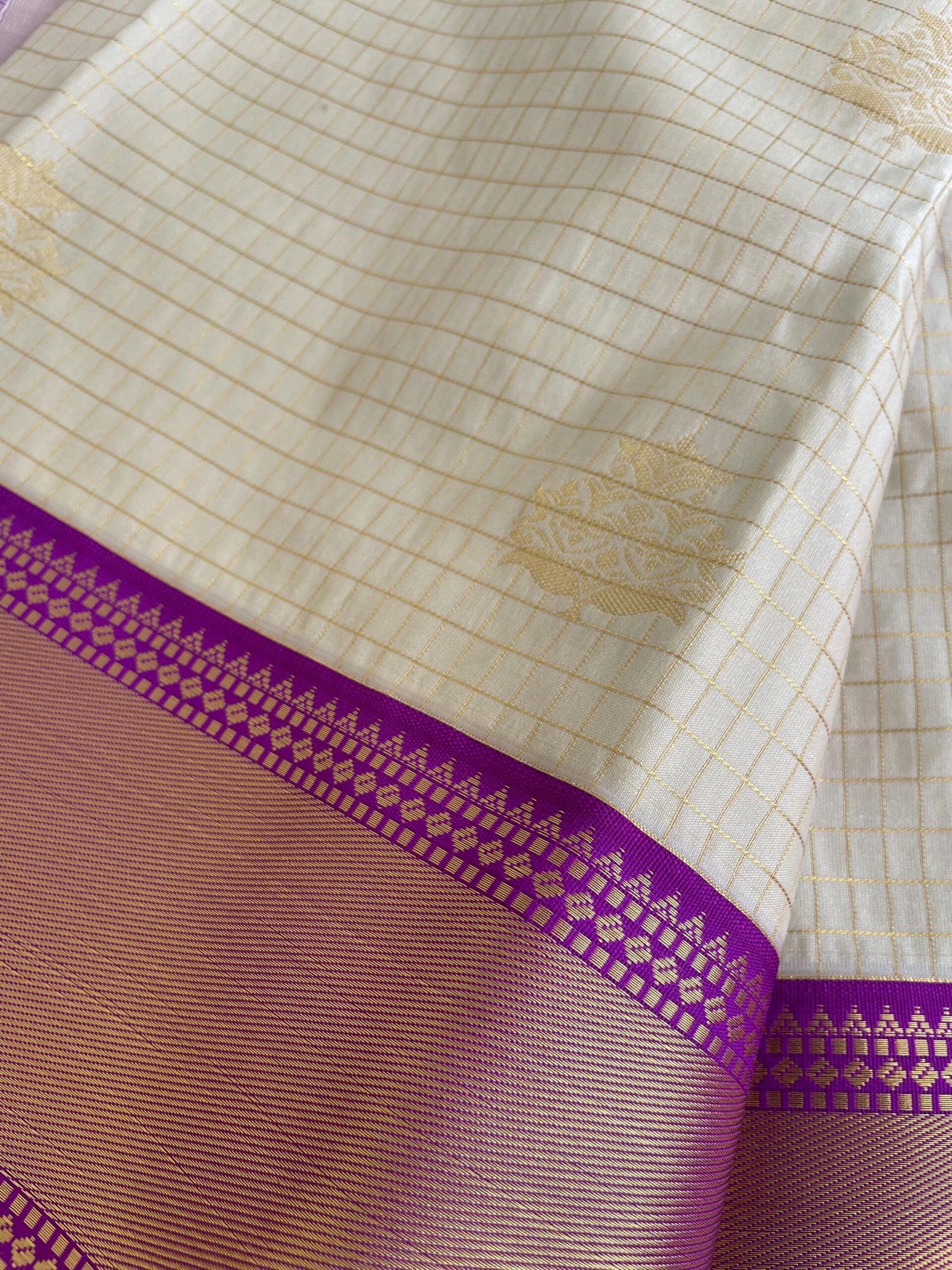 Traditional border silk saree with stitched blouse|traditional saree with readymade blouse/silk sarees USA/semi silk saree/cream purpl saree